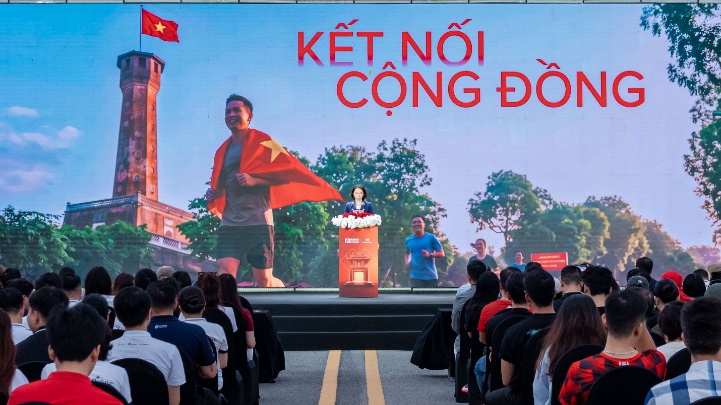 giai-marathon-quoc-te-ha-noi-techcombank-ket-noi-the-thao-voi-van-hoa-va-du-lich-baodulichvn-1-1790920390.jpg