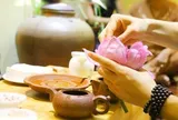 Một ấm trà, trọn kiếp người