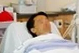 Nam quản lý 45 tuổi phát hiện suy thận giai đoạn 4, bác sĩ lắc đầu: Sao lại bỏ qua dấu hiệu này!
