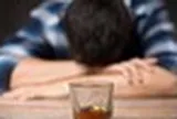 Tưởng cơ thể đang “thải độc” sau say rượu, người đàn ông Hà Nội phải nhập viện khẩn vì mất máu