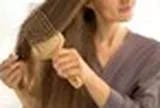 Lợi ích bất ngờ khi chải tóc mỗi ngày
