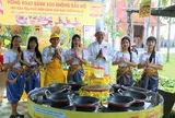 VIDEO: Hấp dẫn “vòng quay bánh xèo” không dùng dầu mỡ ở Cà Mau