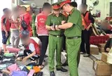 60 cán bộ, chiến sĩ đồng loạt ra quân kiểm tra 86 shipper lúc 6 giờ sáng