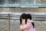 4 khoảnh khắc giúp trẻ cảm nhận được tình yêu thương: Chỉ cần 2 thôi là bố mẹ đã làm rất tốt rồi