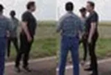 Dáng đứng quái dị của Elon Musk: Đằng sau vẻ ngoài khác thường là 5 lần phẫu thuật và căn bệnh gây ám ảnh