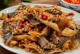 Đi chợ thấy người ta vứt bỏ phần này, tôi mang về làm món lạ miệng khiến cả nhà tranh nhau gắp