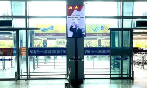 Trình chiếu phim tư liệu về Tổng Bí thư Nguyễn Phú Trọng tại các sân bay trên cả nước