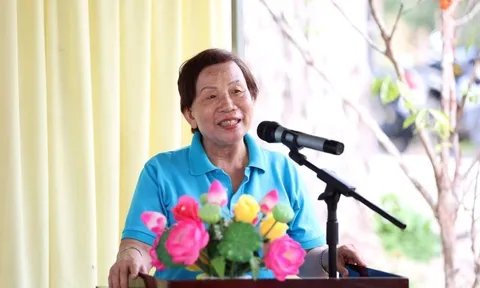 Mẹ chồng U80 của một hoa hậu Việt Nam sở hữu khối tài sản hơn 2.500 tỷ nhờ nắm cổ phiếu công nghệ, viễn thông