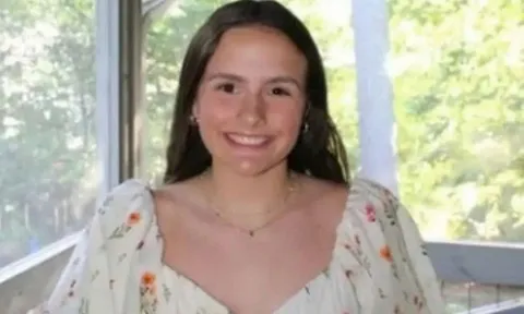 Cô gái Mỹ sống sót kỳ diệu sau vụ cá mập tấn công kinh hoàng trong kỳ nghỉ