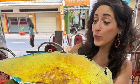 Khách Tây khen nức nở món ăn Việt, quay lại 3 lần trong năm