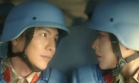 Cặp quân nhân phim VTV gây sốt, được so sánh với "Hậu duệ Mặt trời"
