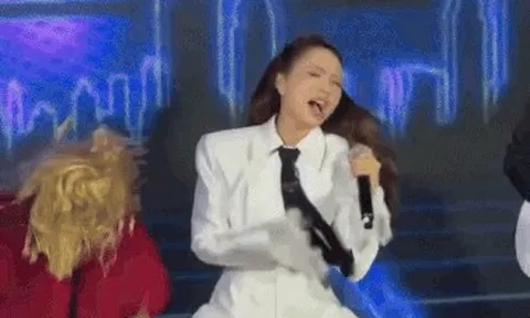 Phương Mỹ Chi mượn đồ Tóc Tiên diễn "Rock thiệp hồng" gây sốt tiệc tất niên