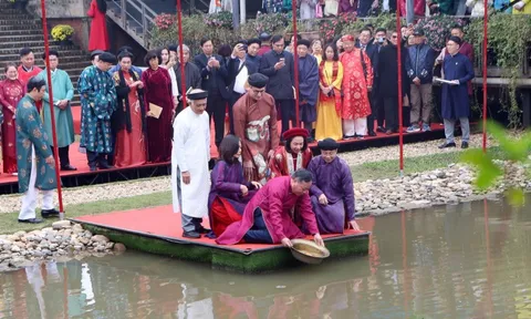 Tái hiện nghi lễ ‘Tống cựu nghinh tân’ trong Hoàng thành Thăng Long