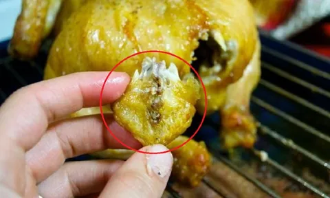 Bộ phận "vừa bẩn vừa độc" của con gà, nhiều người không biết tưởng đại bổ