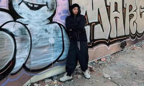 Hơn 1.000 người "truy tìm" GREY D khắp TP HCM