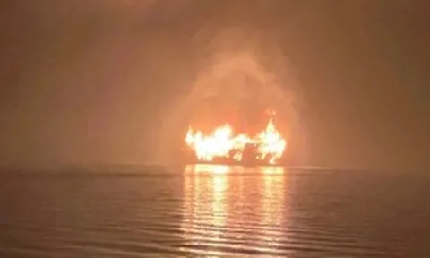 Kiểm tra, rà soát điều kiện an toàn, kỹ thuật của toàn bộ đội tàu du lịch trên Vịnh Hạ Long