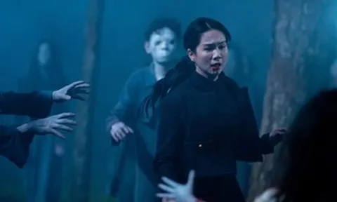 Xuân Lan "lừa" Ngọc Trinh, Rima Thanh Vy, Phương Linh xuống cõi âm