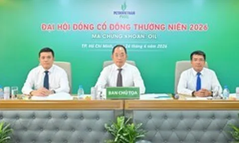 Có tân Chủ tịch, PVOIL đặt kế hoạch lợi nhuận tăng 30%, phủ trạm sạc VinFast lên trạm xăng