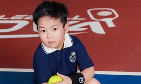 Người mẫu Đức Anh gây chú ý với bộ ảnh sporty đầy bản lĩnh và cuốn hút
