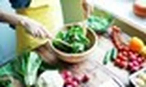 Ăn rau nhưng bỏ quên điều quan trọng này, bảo sao bụng ì ạch khó chịu, táo bón kéo dài