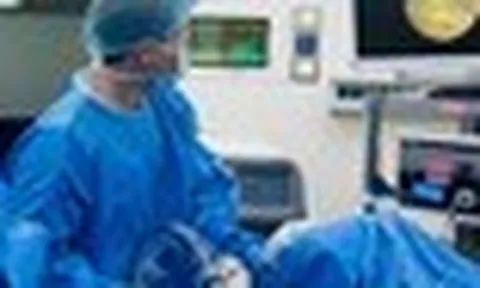 Cơn đau lưng dữ dội giúp người phụ nữ bán bánh mì phát hiện thận sắp hỏng