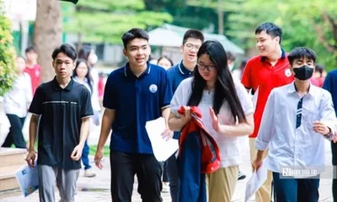 Đáp án môn Toán thi tốt nghiệp THPT 2026 nhanh nhất, đầy đủ nhất mã đề 0120