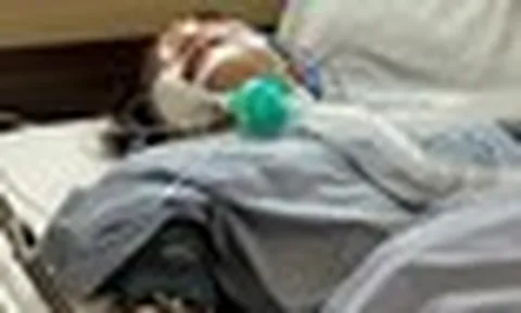 Trung Quốc: Cô gái 24 tuổi sốc phản vệ, rơi vào nguy kịch vì uống 10ml nước dừa giải nhiệt