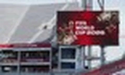 Chi tối đa 8 triệu đồng để tên xuất hiện vài giây trên màn hình FIFA, mong ai đó nhìn thấy và chụp lại: Trào lưu sống ảo mới tại World Cup 2026