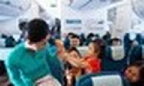 Gia đình có trẻ em cần chú ý: Quy định mới khi mua vé máy bay của Vietnam Airlines