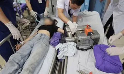Một phút bất cẩn, cô gái 19 tuổi đối mặt biến cố lớn