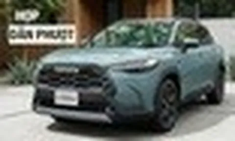 Toyota Corolla Cross thêm bản mới: Ca lăng hầm hố hơn, lốp dày hợp đi địa hình, thêm camera nhìn xuyên gầm