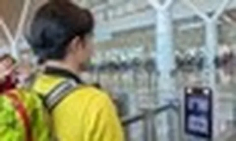 Người check-in online bằng VNeID tại sân bay nhớ kỹ điều sau