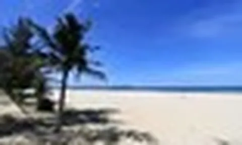 Không phải Cửa Đại, An Bàng, đây là bãi biển được báo Mỹ vinh danh: Dài chỉ 7km, dễ nhầm với nơi khác