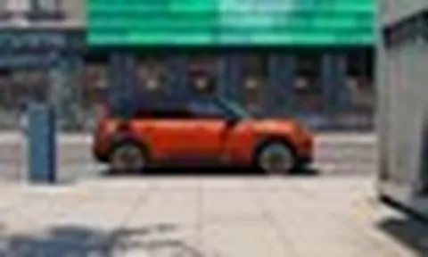 Tin xe 26/7: MINI Aceman giá 2,419 tỷ, Sequoia thêm bản Trailhunter