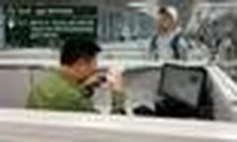 2 tuần trước - 18/7, kịp thời ngăn chặn một khách nước ngoài ở cửa khẩu sân bay Nội Bài