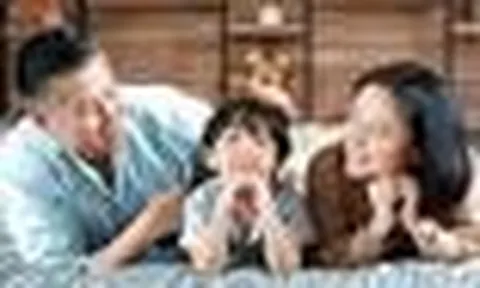 Cha mẹ DẠI DỘT nhất là kể lể điều này với người ngoài: Con cái sẽ gặp phiền phức không tưởng từ chính cái miệng của chúng ta!