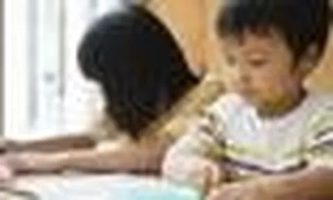 Nhiều cha mẹ cứ tưởng con mình kém thông minh, hóa ra là vì ngay từ đầu đã hướng dẫn con học theo cách "ngược đời" như này!