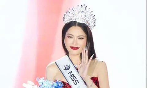 Chị em Nam Anh- Nam Em "càn quét" vương miện Miss Cosmo TP HCM 2026
