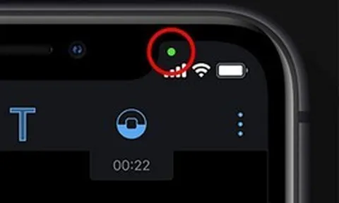 Dấu hiệu iPhone có thể đang bị theo dõi: Đừng bỏ qua những chấm màu này