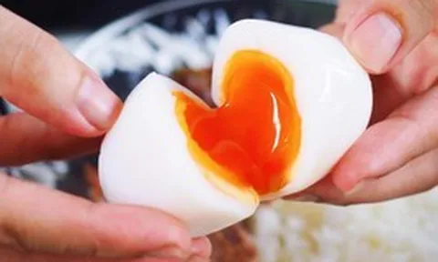 Khi luộc trứng, 99% mọi người đều mắc sai lầm: Đây mới là cách đúng để luộc trứng mềm ngon tuyệt vời