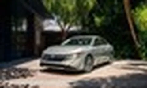 Tin xe 21/8: Nissan Sentra 2027 nâng cấp, MG4 Urban lộ diện
