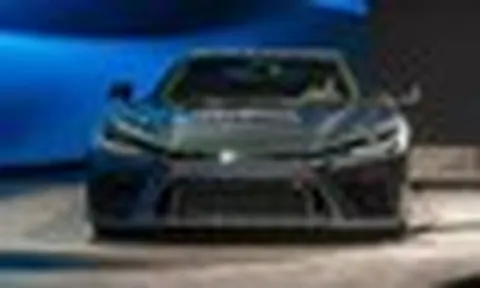 Mẫu xe đắt nhất lịch sử của Toyota hút khách