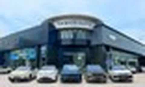 Tin xe 22/8: Tasco hỗ trợ khách chậm giao xe, Ford đưa xe đi toàn quốc