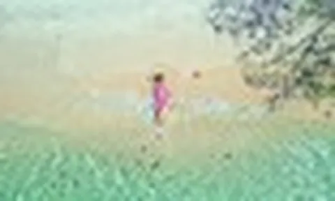 Vượt Phuket và Hawaii, một bãi biển Việt Nam bất ngờ lọt top 12 đẹp nhất thế giới