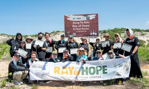 Hành trình Ray Of Hope: B Ray và đồng nghiệp lan tỏa những điều tử tế