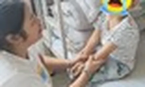 Bức ảnh này có gì mà khiến các chuyên gia giáo dục cũng phải lên tiếng cảnh báo!