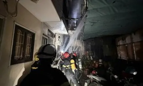Công an thông tin vụ cháy nhà 4 tầng trong đêm: 5 người tử vong, 4 người thoát được ra ngoài