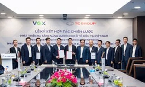Hàng nghìn cửa hàng xăng dầu có thể trở thành điểm phục vụ xe điện: TC Group bắt tay liên doanh có Petrolimex, Xuân Cầu, Selex Motors