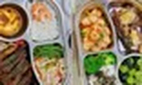 Hộp cơm của bà mẹ sáng nào cũng dạy nấu ăn cho con trai cấp 2