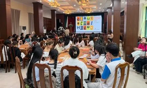 Workshop ‘Chạm - Chơi - Hiểu: Khám phá di sản qua trải nghiệm sáng tạo'